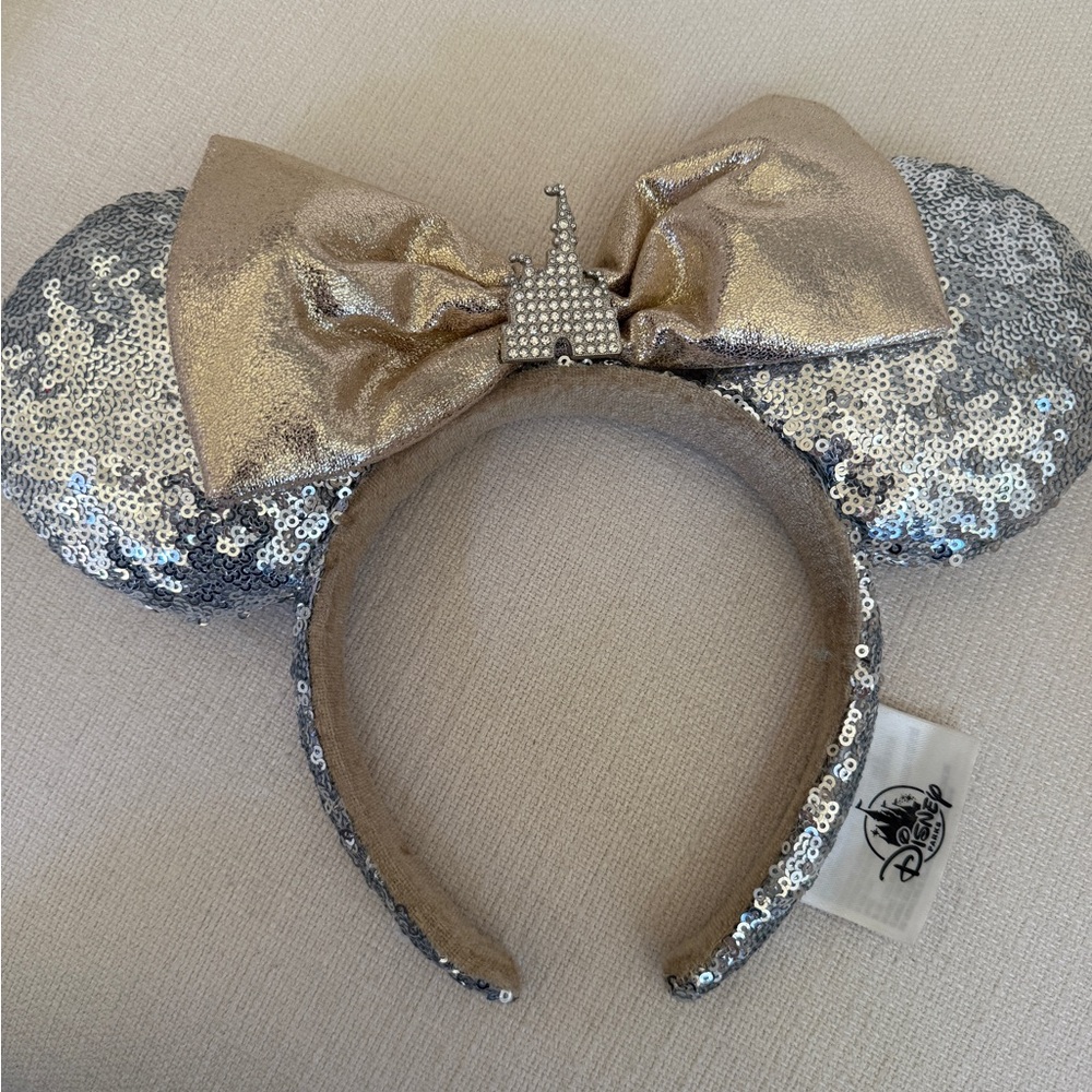 Limited Edition: Walt Disney World Magic Kingdom Silver and Gold Sequin Headband